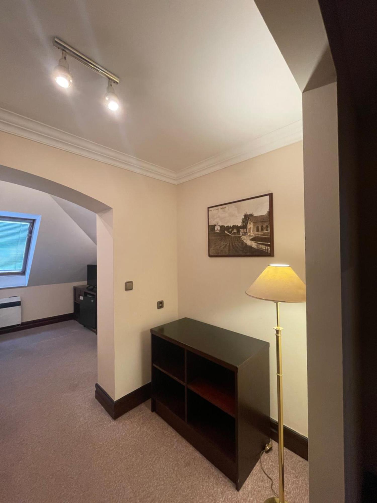 Hotel Bravo Ческа-Тршебова Экстерьер фото